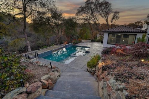 5263 Da Vinci Dr, Folsom CA 95762-5261 exterior