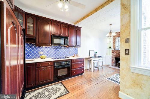 1303 Prince St, Alexandria VA 22314-2913 exterior