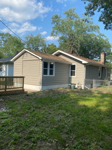 2816 Floyd St, Gary IN  46405-1568 exterior