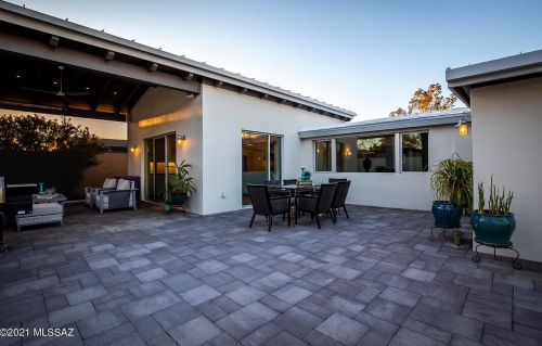 4130 4 St, Tucson AZ 85705-7808 exterior