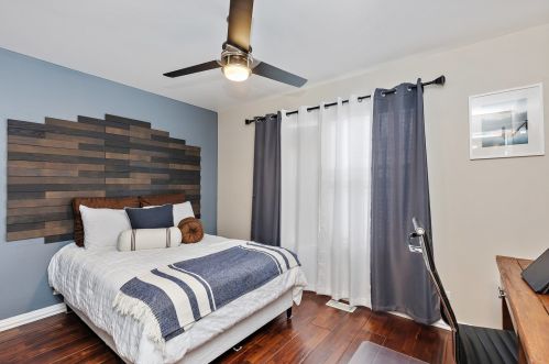 1682 Kennsington Ln, Bull Valley IL 60014-2047 exterior