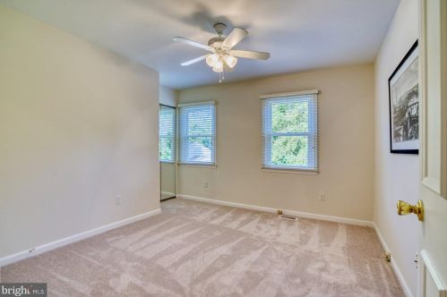 5823 Colfax Ave, Alexandria VA 22311-1013 exterior