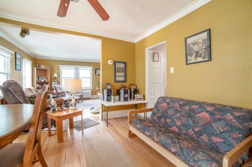 2320 2nd St, Duluth MN 55806-1941 exterior