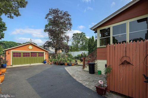 308 River Ave, Point Pleasant Beach NJ 08742-4313 exterior