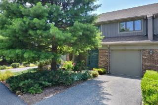 134 Emerson Ct, Mahwah, NJ 07430-3173