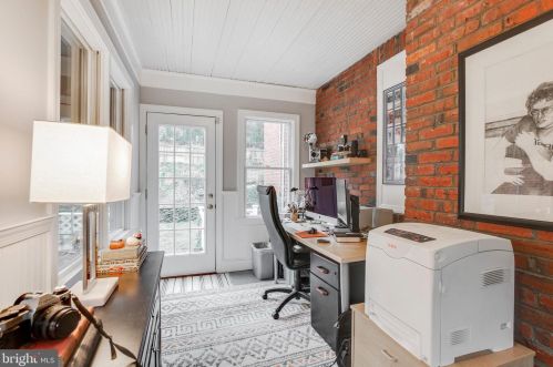 301 Glendale Ave, Alexandria VA 22301-2407 exterior