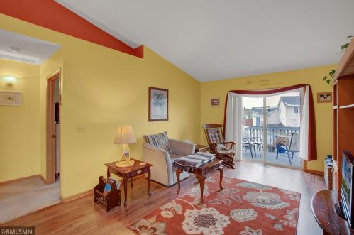 215 11 Ave, Princeton MN 55371-1451 exterior