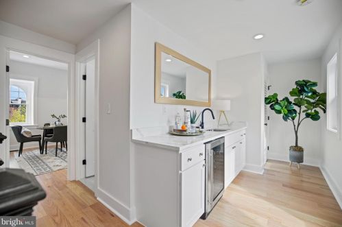 30 Adams St, Washington DC  20001-1026 exterior