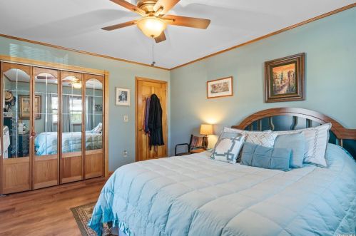 350 Clayton St, Central Islip NY 11722-3004 exterior