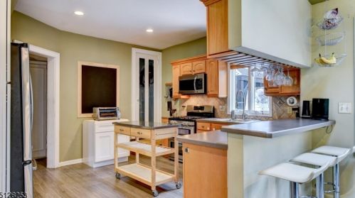 59 Mountainview Ave, Nutley NJ 07110-2233 exterior