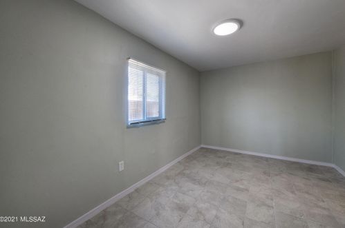 4541 32 St, Tucson AZ 85710-6038 exterior