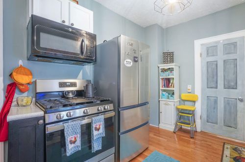 2636 Eastern Ave, Grand Rapids MI 49507-3603 exterior