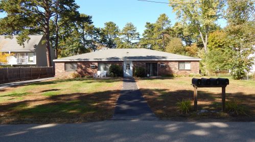 21 Burns Ave, Concord, NH 03301-6133