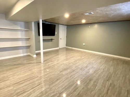 12631 Wood St, Chicago IL 60827-5915 exterior