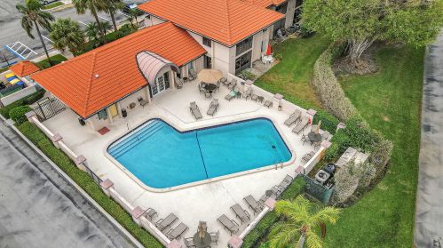 5150 Club Cir, Boca Raton FL 33487-3753 exterior