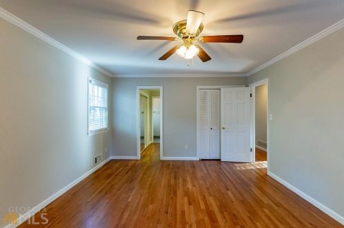 1784 Glenview Dr, Atlanta GA 30331-2449 exterior