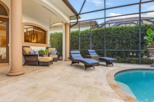 2939 Coco Lk Dr, Naples FL 34105-4515 exterior