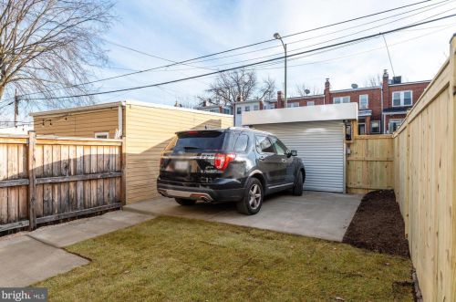 1807 Bay St, Washington DC  20003-2510 exterior