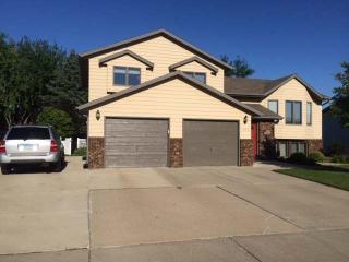 1833 Houston Dr, Bismarck ND  58504-7208 exterior