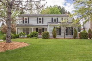 19500 Scenic Harbour Dr, Northville, MI 48167-1907