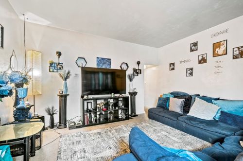 3015 Hartman St, Pittsburgh, PA 15212-2552