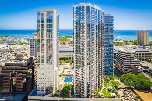 1388 Kapiolani Blvd, Honolulu HI  96814-3620 exterior