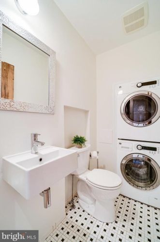 1303 Prince St, Alexandria VA 22314-2913 exterior