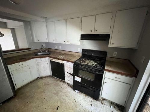 5806 Par 4 Ct, Lithonia GA 30038-1808 exterior