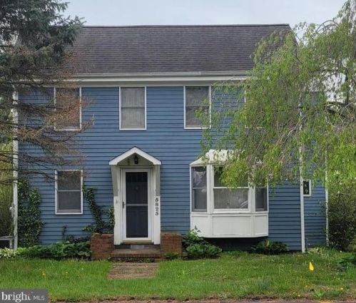 5825 Broad St, Trenton, NJ 08620-9508