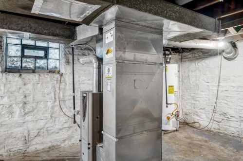 4935 Hummelsheim Ave, Saint Louis MO 63123-4710 exterior