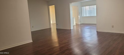 7329 11th St, Phoenix AZ  85020-5016 exterior