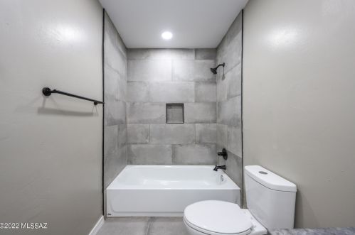 11100 Glenn St, Tucson AZ  85749-8845 exterior