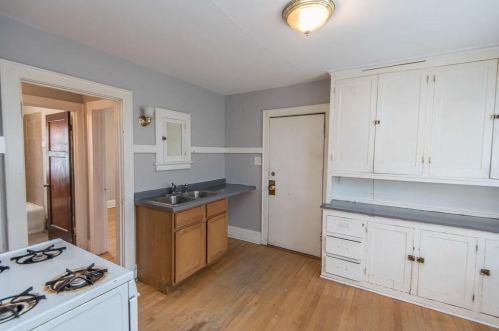 2872 56, Milwaukee WI 53210-1525 exterior