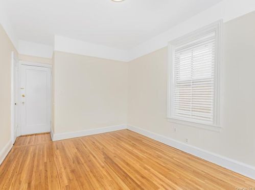 3416 Tibbett Ave, Bronx NY  10463-3784 exterior