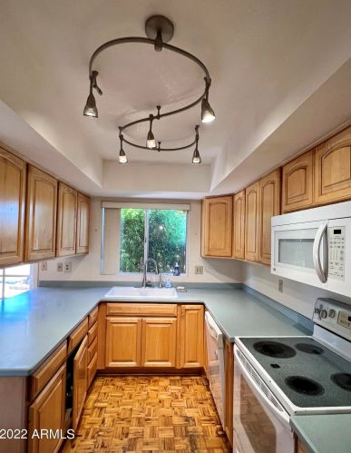 7201 15 Pl, Phoenix AZ 85024-3625 exterior