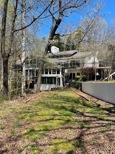 2464 Basin Dr, Gainesville GA 30506-1862 exterior