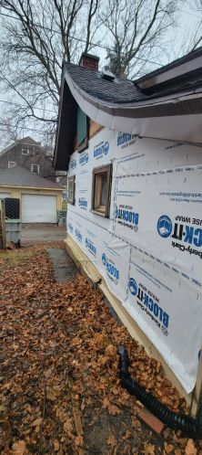 2552 53rd St, Milwaukee, WI 53210-2731