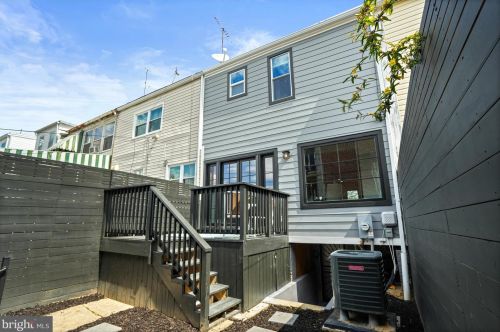 3210 Park Pl, Washington DC  20010-2529 exterior