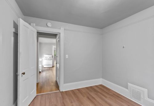 2476 Frederick Ave, Milwaukee WI 53211-3644 exterior