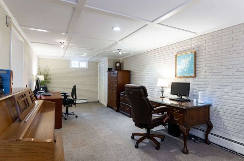 136 Sewalls Fls Rd, Concord NH 03301-4725 exterior