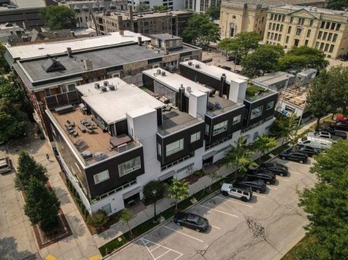 775 Kilbourn Ave, Milwaukee WI  53202-3414 exterior