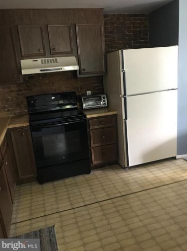 123 Nicholas Rd, Lancaster PA 17603-9423 exterior