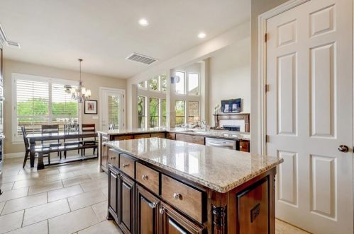 309 Emerald Rdg Dr, Austin TX 78732-1235 exterior