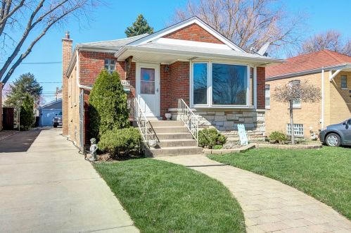 11412 Central Park Ave, Chicago IL  60655-3418 exterior