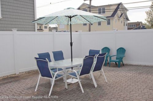 114 Westmont Ave, Lavallette NJ 08735-2042 exterior