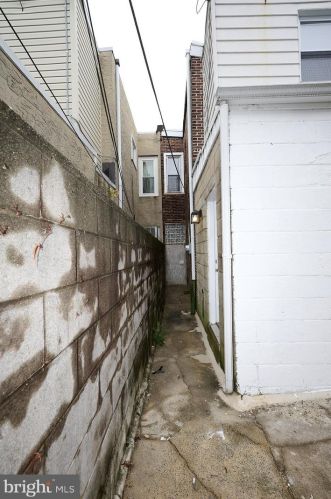 1524 29 St, Philadelphia PA 19132-3406 exterior