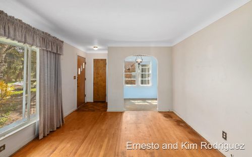 821 Fairfield Ave, Grand Rapids MI 49504-3743 exterior