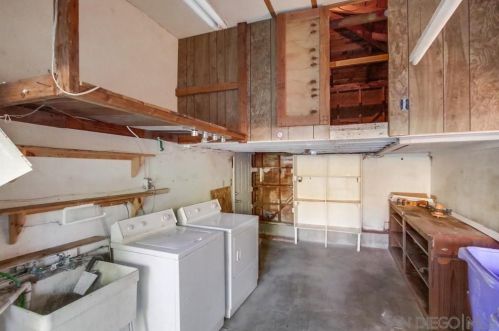 1078 Devonshire Dr, San Diego CA 92107-4038 exterior