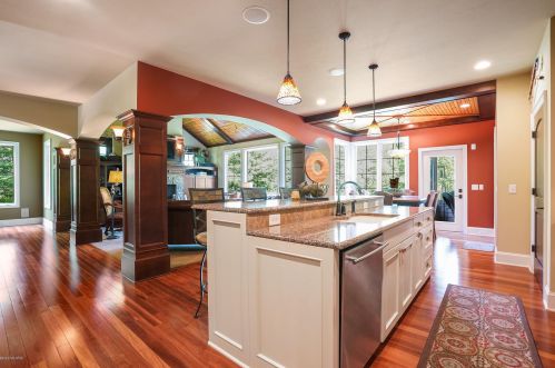 2068 Tall Pne Dr, Grand Rapids MI 49546-7923 exterior