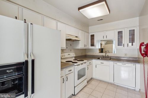 3110 Apple Rd, Washington DC 20018-1605 exterior